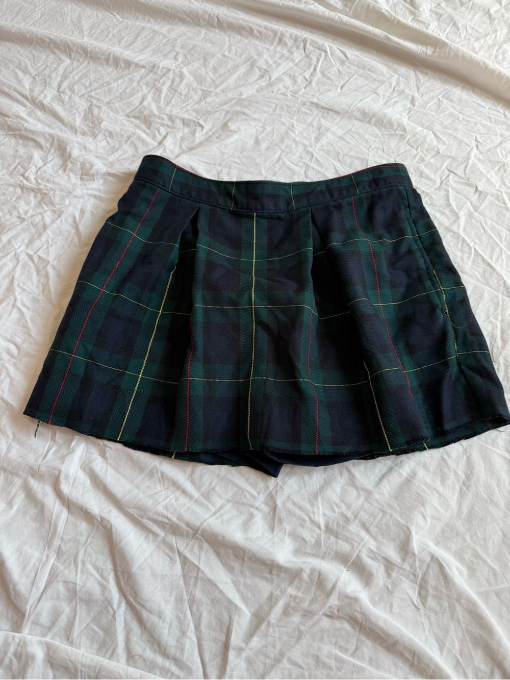 Lands' End Black and Green Plaid Midi Skort